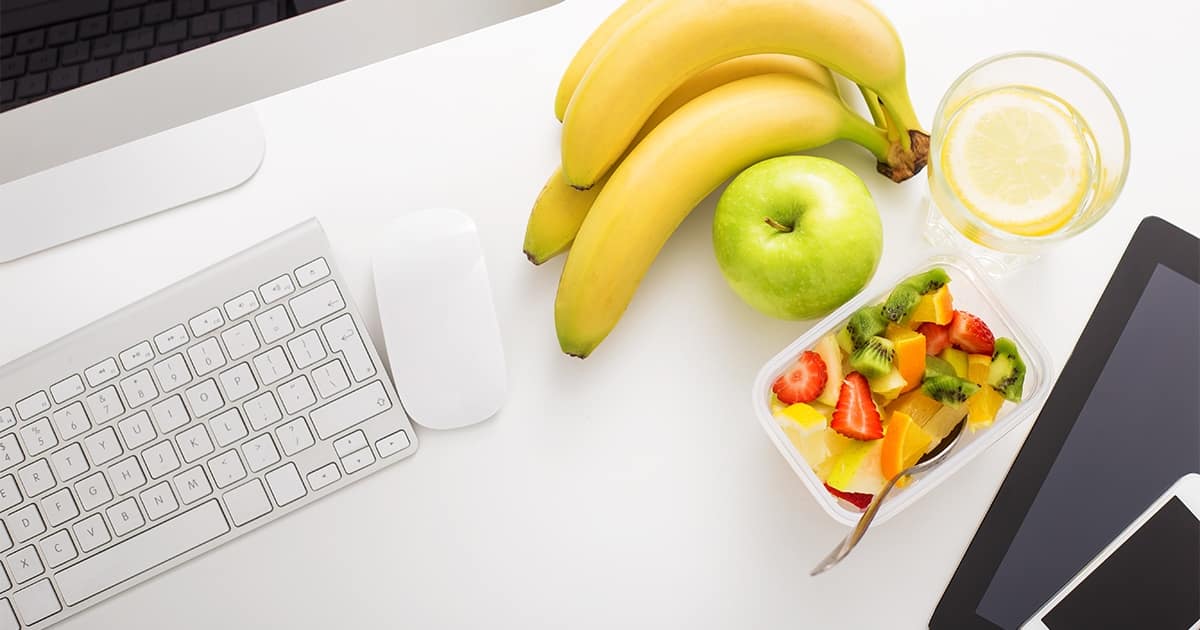 How to Eat Healthy While Working From Home