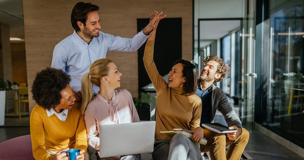 The Benefits of Weekly Team Huddles
